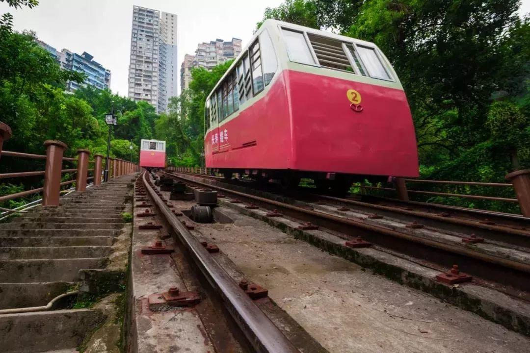 解锁打卡新姿势：过江轮渡再出发，山城缆车又迎客